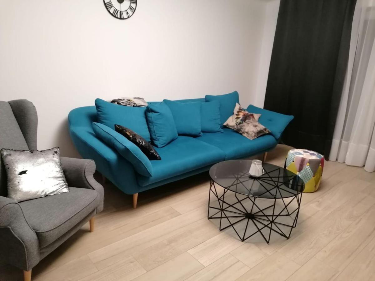 Brand New Apartment In مالينسكا المظهر الخارجي الصورة